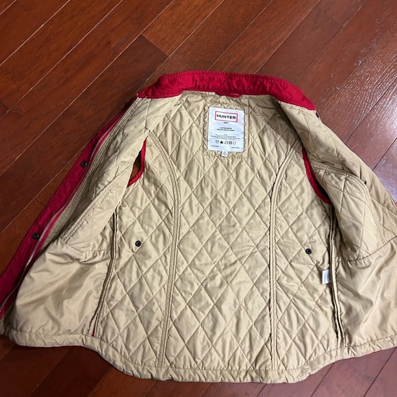 $169 Hunter Quilted Vest Full Zip Women's Sz 0 Red with Pockets water resistant - Picture 7 of 14